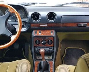 Mercedes-Benz 230 Gebrauchtwagen