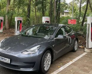 Tesla Model 3 Gebrauchtwagen