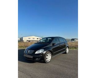 Mercedes-Benz B 180 Gebrauchtwagen