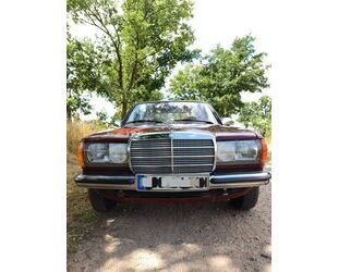 Mercedes-Benz 230 Gebrauchtwagen