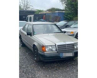 Mercedes-Benz 230 Gebrauchtwagen
