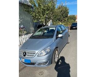 Mercedes-Benz B 180 Gebrauchtwagen