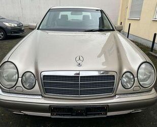 Mercedes-Benz E 300 Gebrauchtwagen