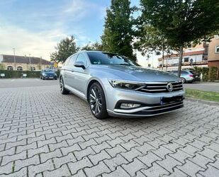 VW Passat Variant 