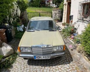 Mercedes-Benz 240 Gebrauchtwagen