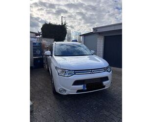 Mitsubishi Plug-in Hybrid Outlander Gebrauchtwagen