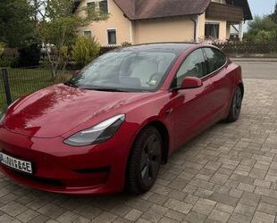 Tesla Model 3 Gebrauchtwagen