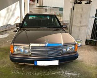 Mercedes-Benz 190 Gebrauchtwagen