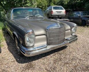 Mercedes-Benz 220 Gebrauchtwagen
