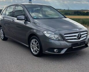 Mercedes-Benz B 180 Gebrauchtwagen