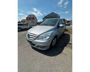 Mercedes-Benz B 180 Gebrauchtwagen