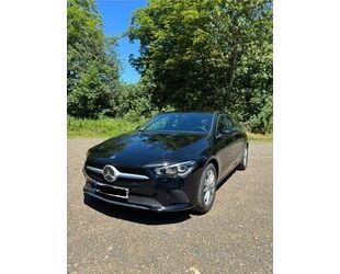 Mercedes-Benz CLA 180 Shooting Brake Gebrauchtwagen