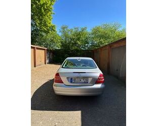 Mercedes-Benz 240 Gebrauchtwagen