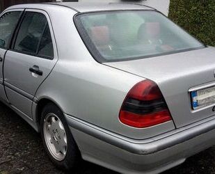 Mercedes-Benz C 180 Gebrauchtwagen
