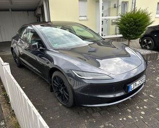 Tesla Model 3 Gebrauchtwagen