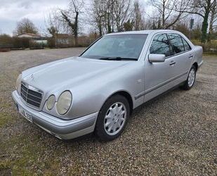 Mercedes-Benz E 320 Gebrauchtwagen