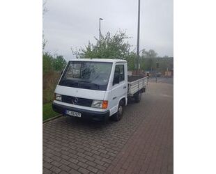 Mercedes-Benz MB 100 Gebrauchtwagen