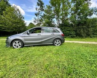 Mercedes-Benz B 180 Gebrauchtwagen