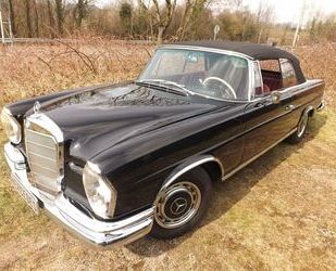 Mercedes-Benz 220 Gebrauchtwagen