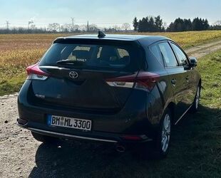 Toyota Auris Gebrauchtwagen