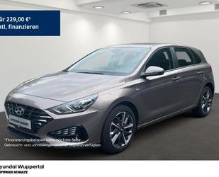 Mercedes-Benz i30 