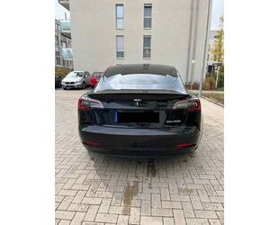 Tesla Model 3 Gebrauchtwagen