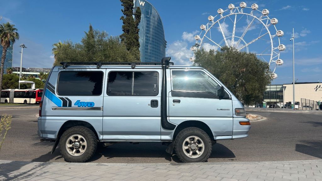 L300