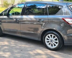 Ford S-Max Gebrauchtwagen