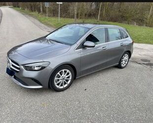 Mercedes-Benz B 180 Gebrauchtwagen