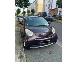 Toyota IQ 