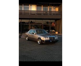 Mercedes-Benz E 230 Gebrauchtwagen