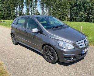 Mercedes-Benz B 180 Gebrauchtwagen