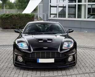 Aston Martin Vanquish 