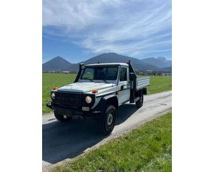 Mercedes-Benz G 300 Gebrauchtwagen