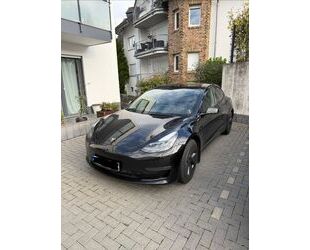 Tesla Model 3 Gebrauchtwagen