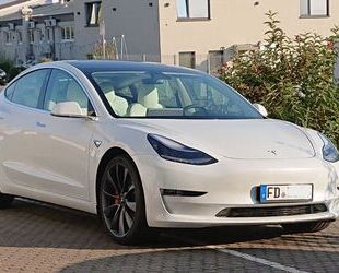 Tesla Model 3 Gebrauchtwagen