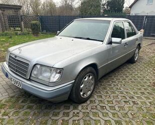 Mercedes-Benz 220 Gebrauchtwagen