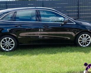 Mercedes-Benz B 180 Gebrauchtwagen