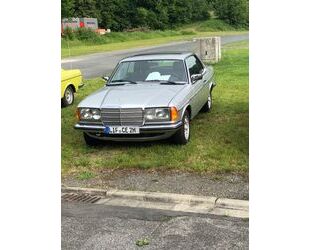 Mercedes-Benz 230 Gebrauchtwagen