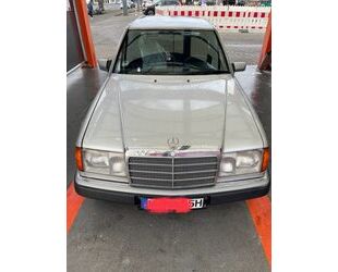 Mercedes-Benz E 230 Gebrauchtwagen