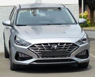 Hyundai Hyundai i30 1.5 Trend DCT Assistenzpaket, Komfor Gebrauchtwagen