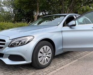Mercedes-Benz 220 Gebrauchtwagen