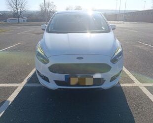 Ford S-Max Gebrauchtwagen