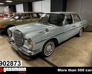 Mercedes-Benz 250 Gebrauchtwagen