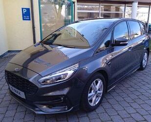 BMW Ford S-Max Hybrid ST-Line Business 3 Panorama Lede 