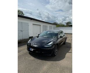 Tesla Model 3 Gebrauchtwagen