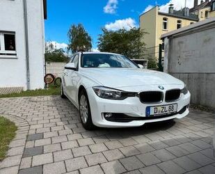 BMW BMW 316d Touring Weiß Navi Unfallfrei PDC Topzusta Gebrauchtwagen