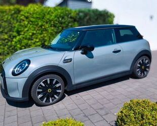 Audi Cooper SE 