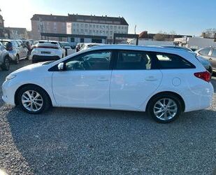 Toyota Auris Touring Sports Gebrauchtwagen