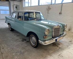 Mercedes-Benz 230 Gebrauchtwagen